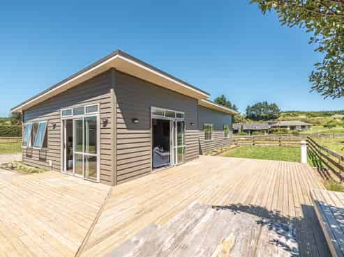 87 Wikitoria Road, Putiki