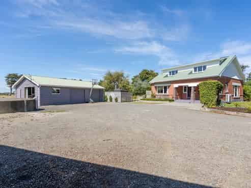 17 Marama Avenue South, Otatara
