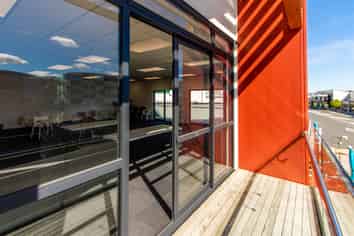 Silverdale Office with 6 month incentive available 