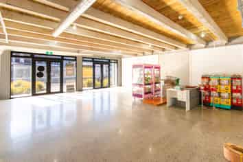 Versatile Retail - 6 Month incentive available !