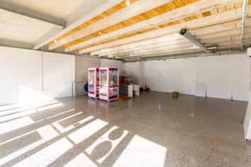 Versatile Retail - 6 Month incentive available !