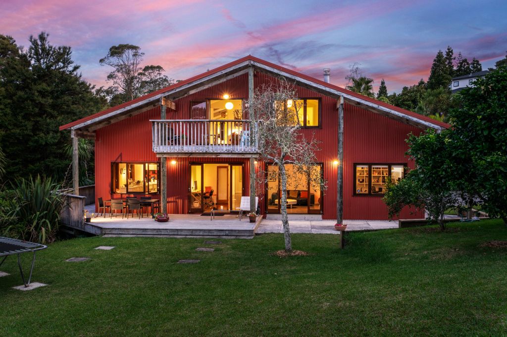 Property value 149H Glengarry Road, Glen Eden realestate.co.nz