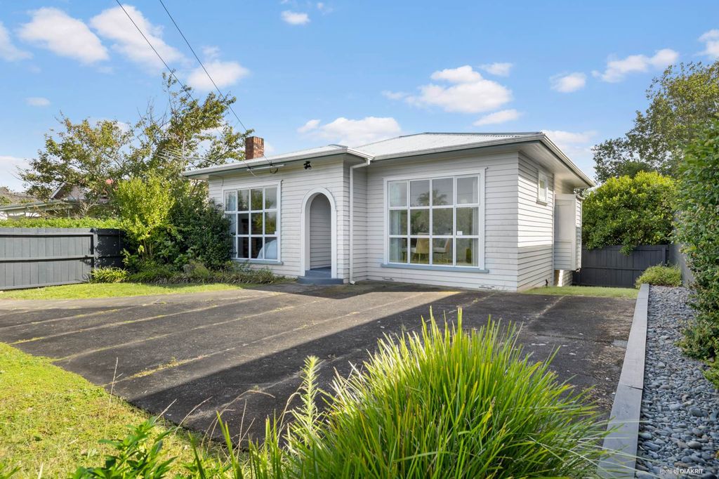Property value 516 Mount Albert Road, Mount Roskill realestate.co.nz