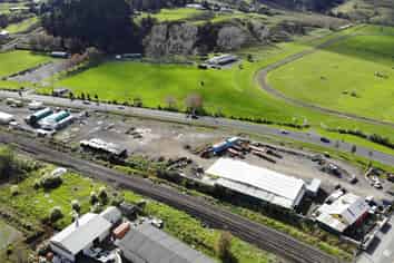 Develop or Occupy +/- 12,000mÂ² in Helensville