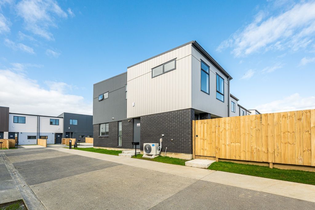 Property value 3 Clay Works Lane, New Lynn realestate.co.nz