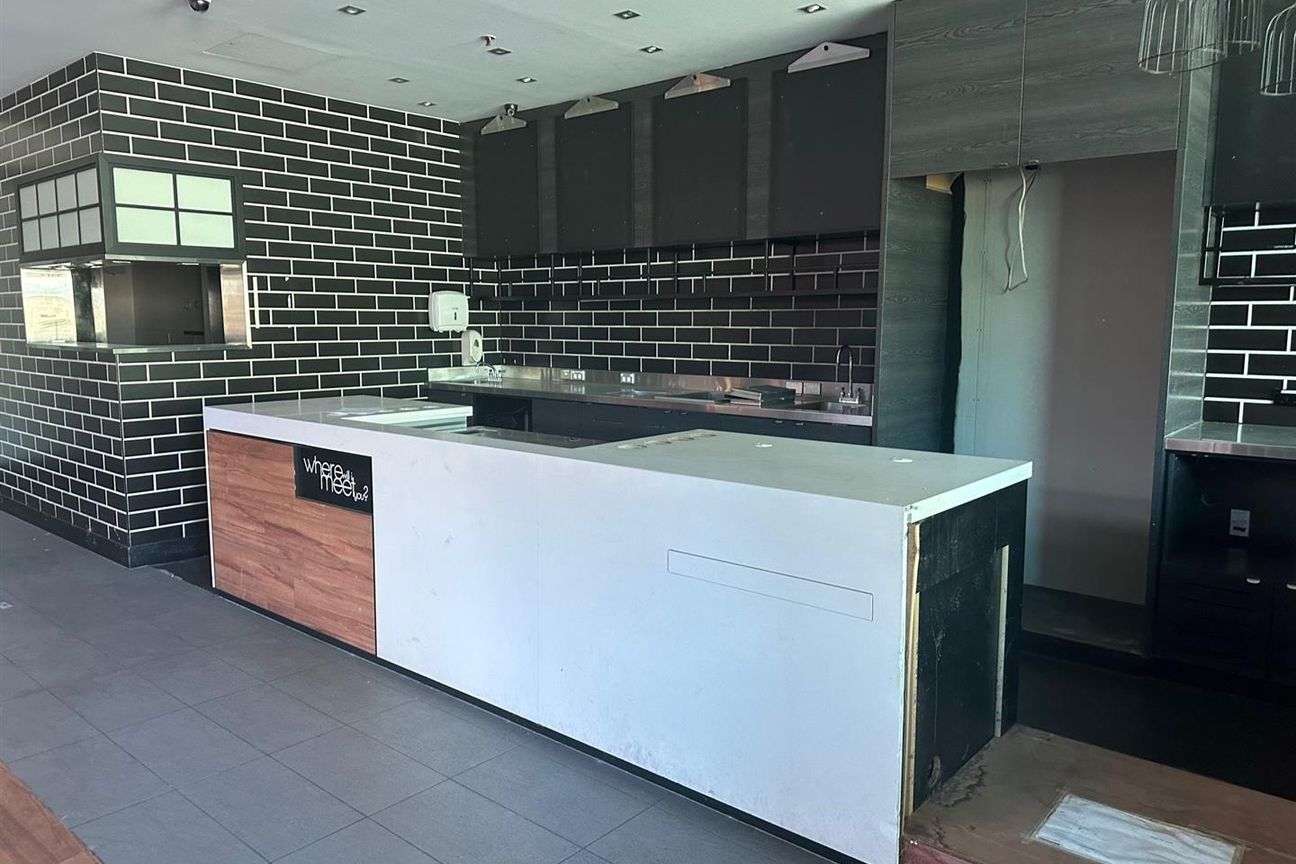 Café, Restaurant or Wine Bar Awaits - Vista 5