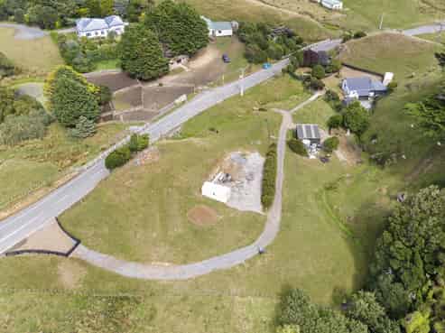18 Boom Rock Road, Ohariu