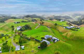 106B Awanuiarangi Road, Pikowai