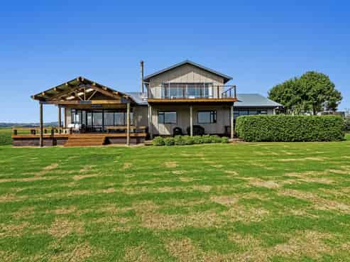 106B Awanuiarangi Road, Pikowai