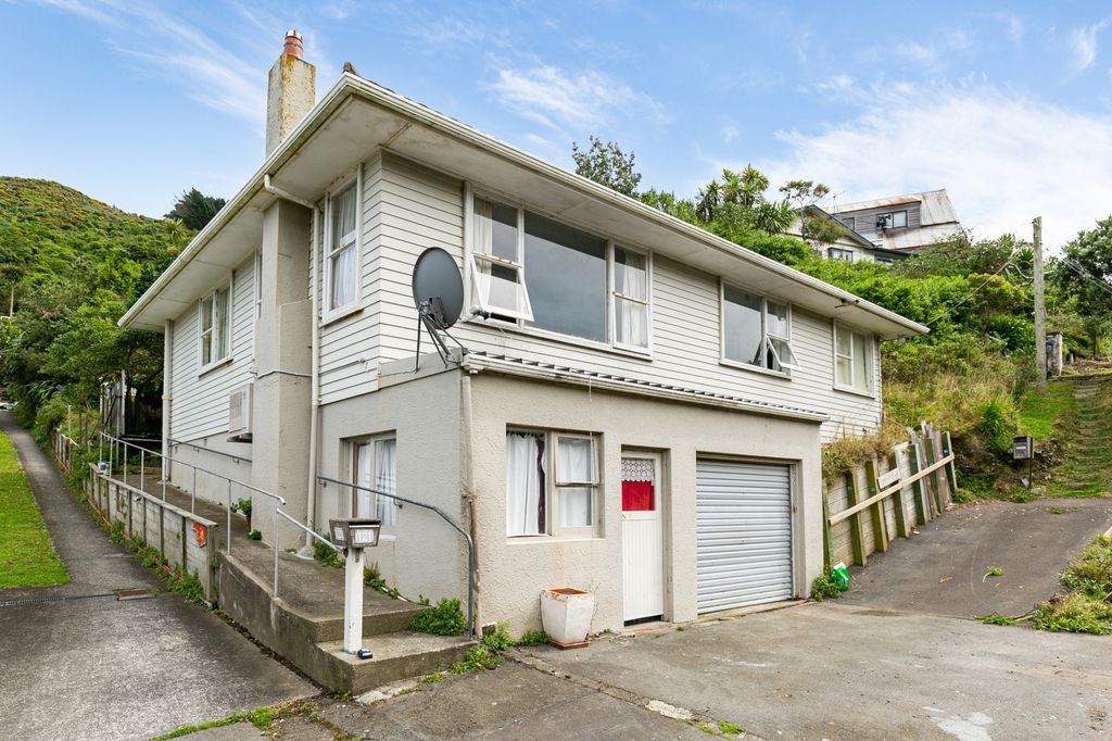 Property value 121 Happy Valley Road, Owhiro Bay realestate.co.nz