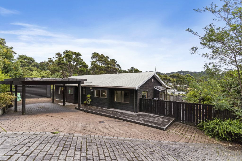 Property value 295A Titirangi Road, Titirangi realestate.co.nz