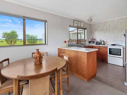 266 Tapuhi Road, Hukerenui and Surrounds