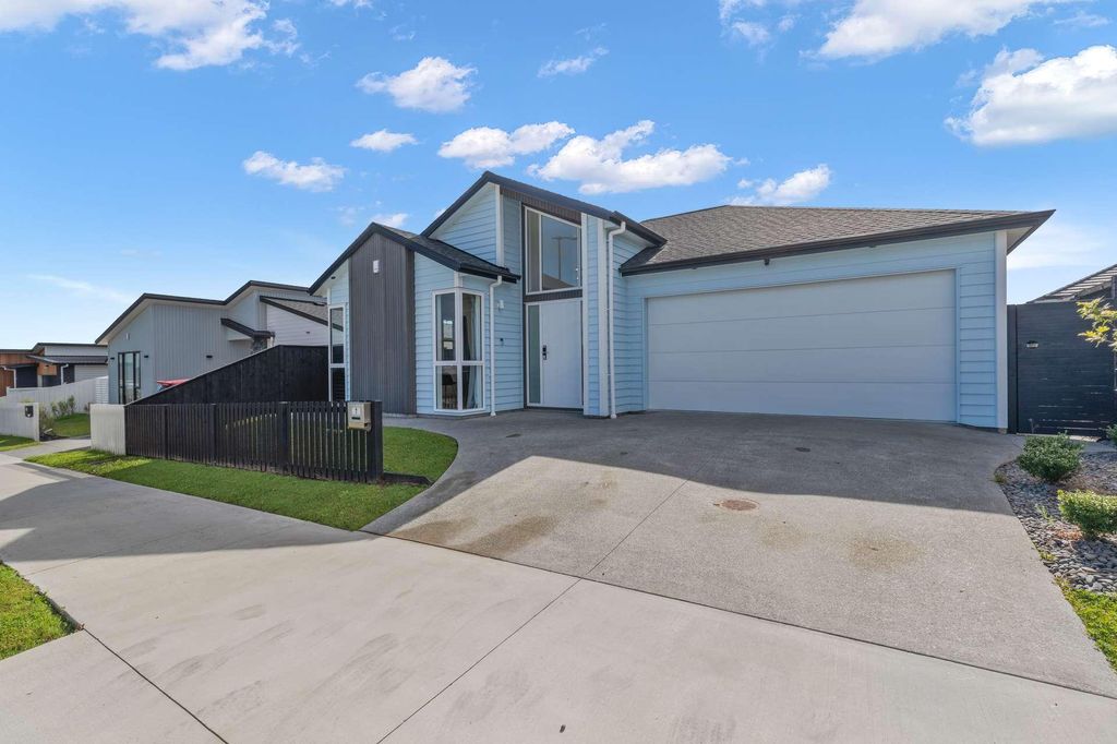 Sold 7 Ricketts Road, Wainui realestate.co.nz