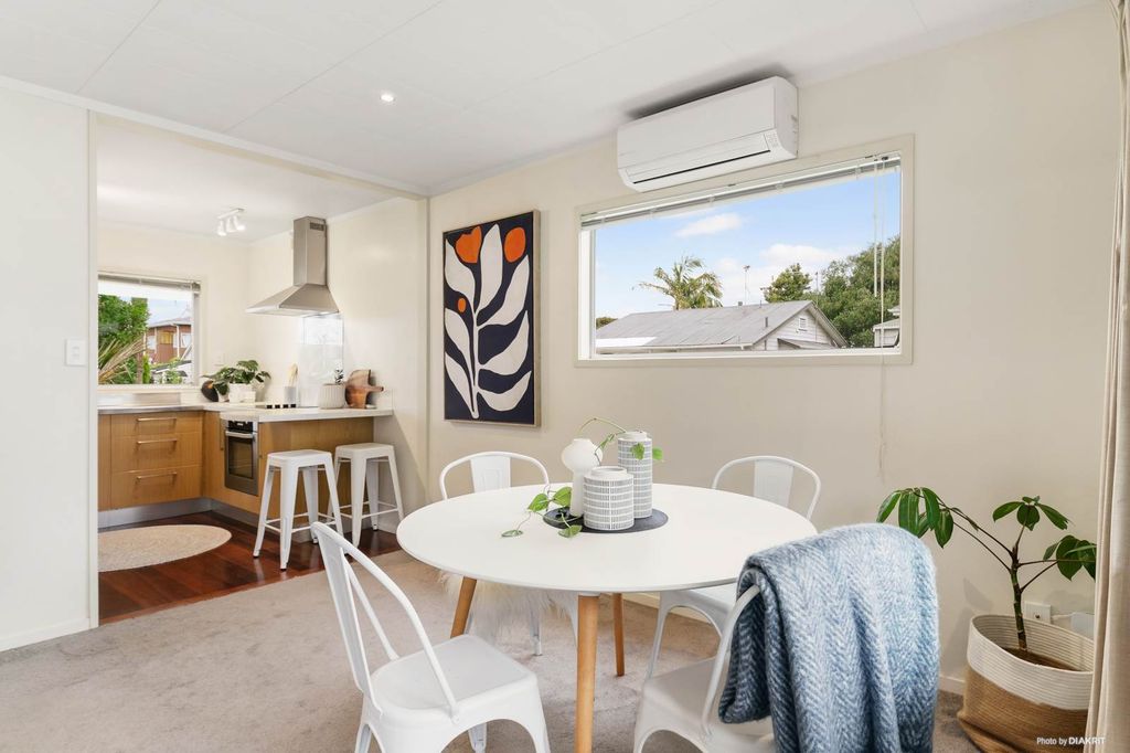 Sold 3/8A Kingsway Avenue, Sandringham realestate.co.nz