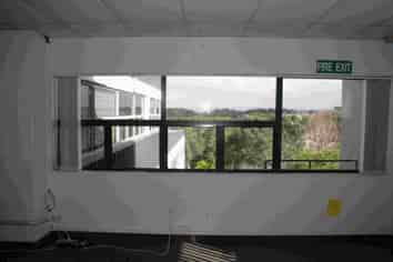 Professional Office Suite in Birkenhead 77m2