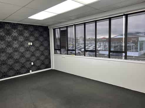 Two CBD Offices Available 256m² & 126m²