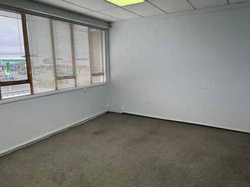 Two CBD Offices Available 256m² & 126m²