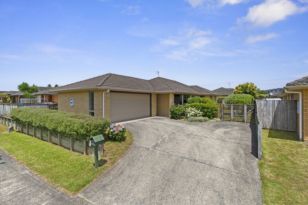 Property value 8 Saint Johns Avenue, Hamilton East realestate.co.nz