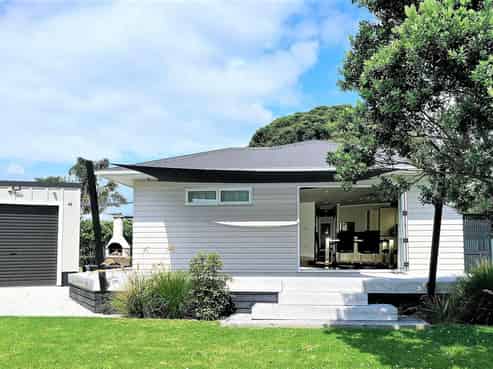 44 Dolphin Drive, Whiritoa