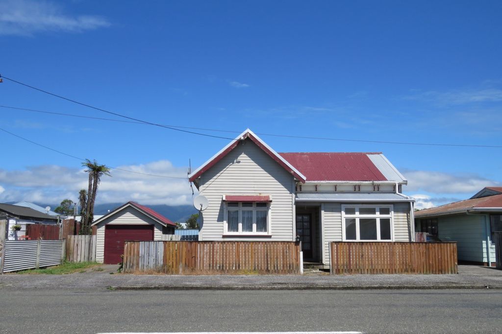 Sold 6 Mill Street, Westport realestate.co.nz