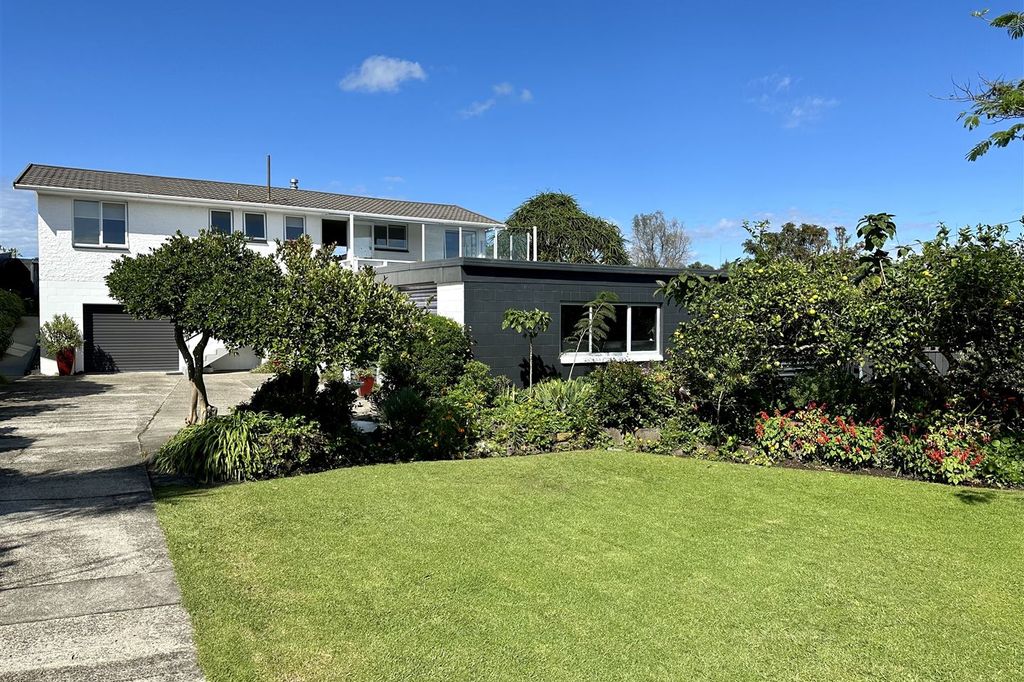 Property value - 182 Harbour Road, Ohope - realestate.co.nz