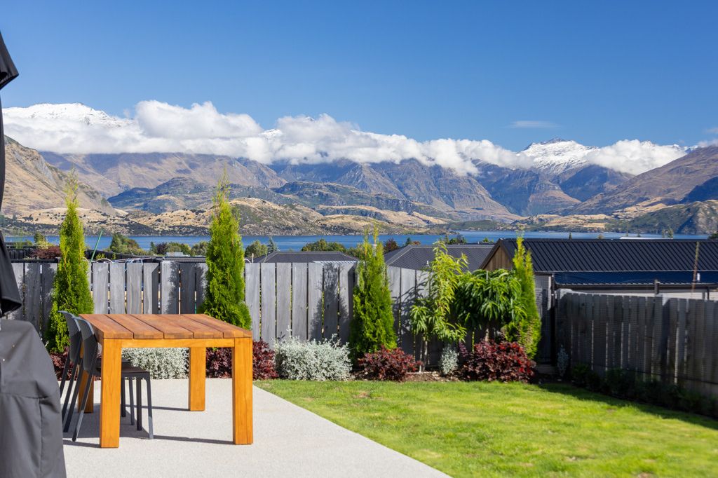 Sold 4 The Heights Avenue, Wanaka realestate.co.nz