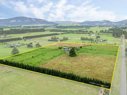 149 Riverside Road, Okuku