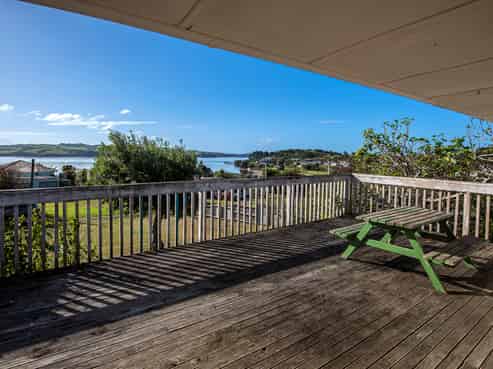 15 Padget Lane, Tinopai