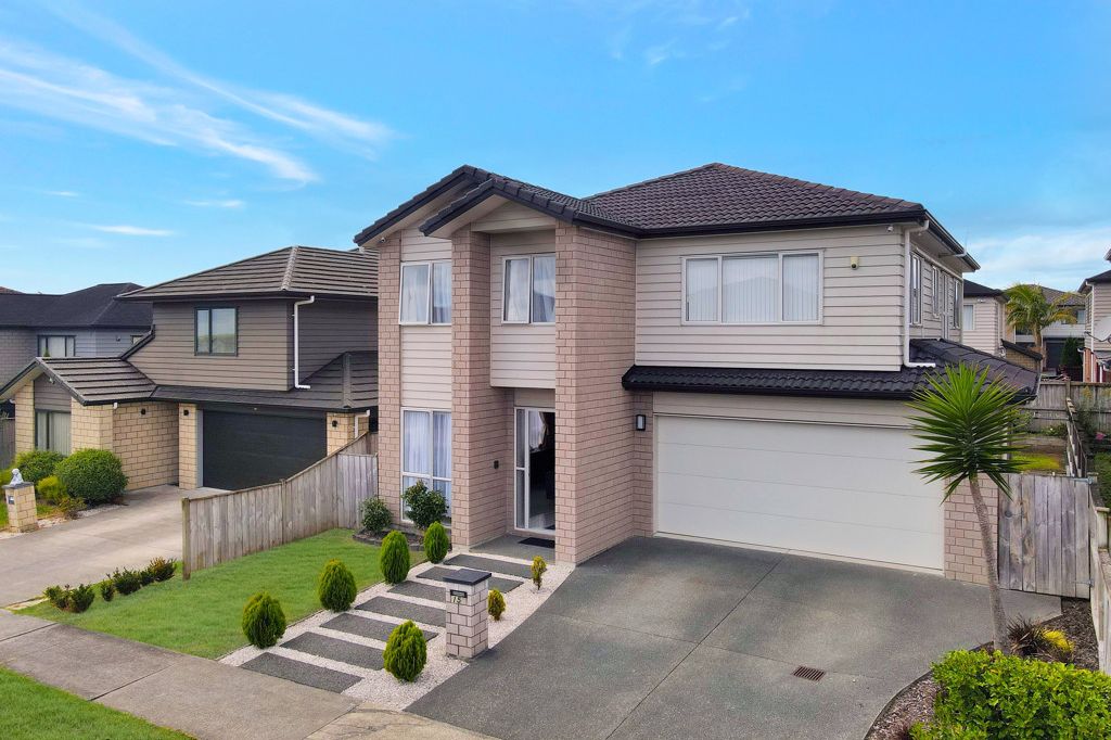 Property value 15 Shandon Street, Flat Bush realestate.co.nz