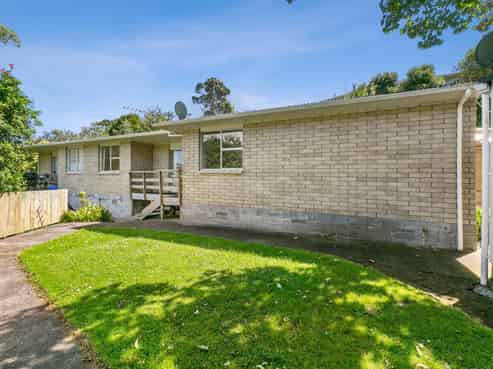 8A Hood Place, Spotswood