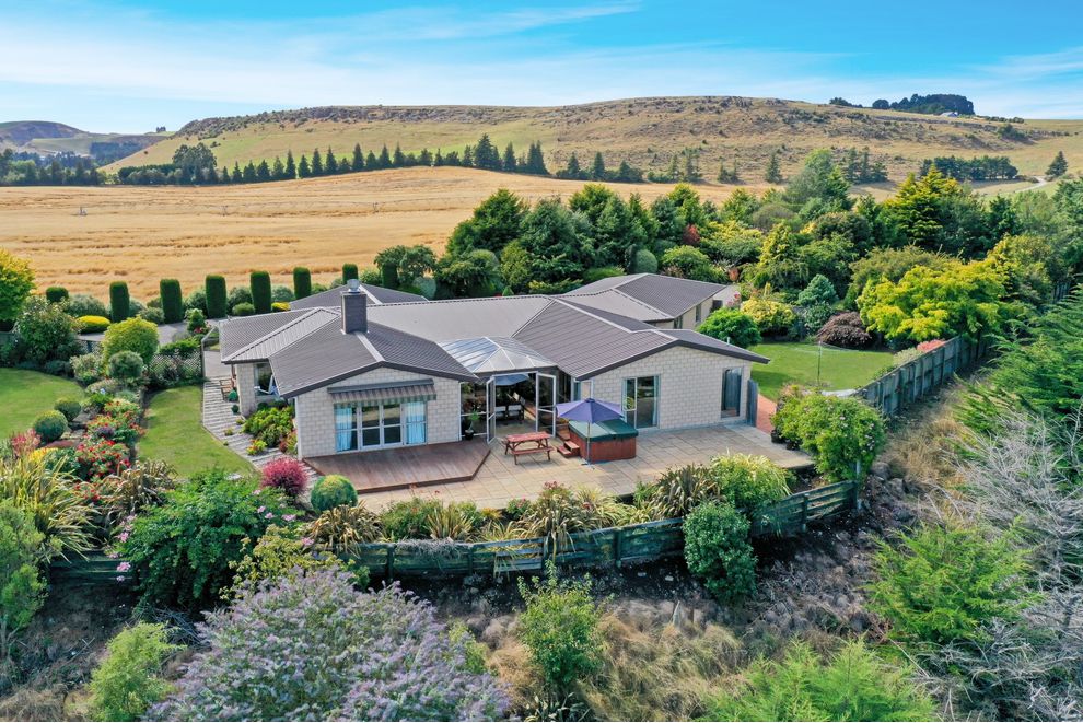 98 Springhill Road, Oamaru, Waitaki For Sale realestate.co.nz