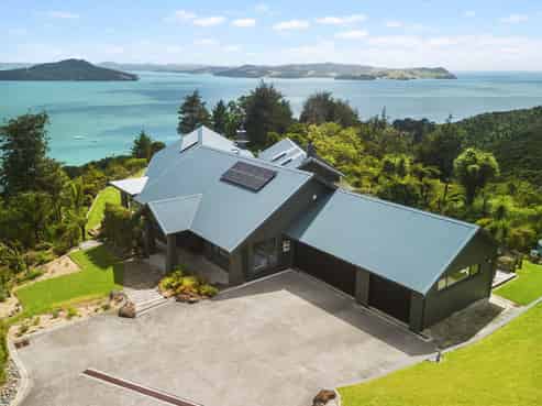 15A Te Papa Road, Kawakawa Bay