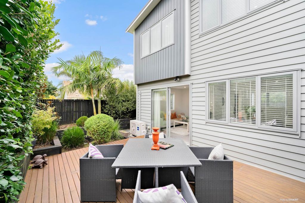 Property value 54E Ruawai Road, Mount Wellington realestate.co.nz