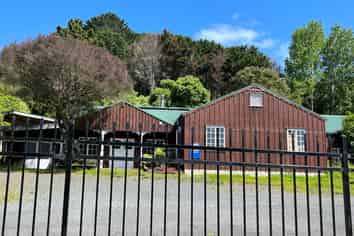 RETAIL/WORKSHOP OPPORTUNITY - CLEVEDON
