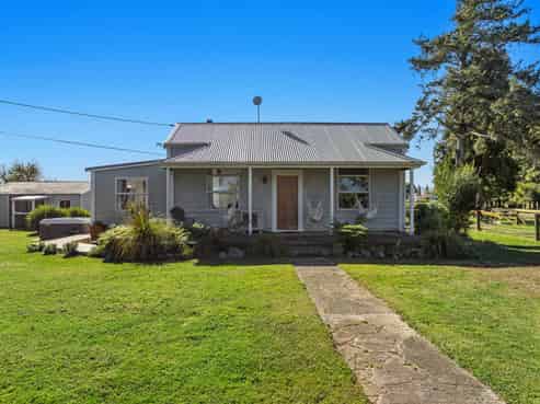 149 Hallett Road, Otakiri