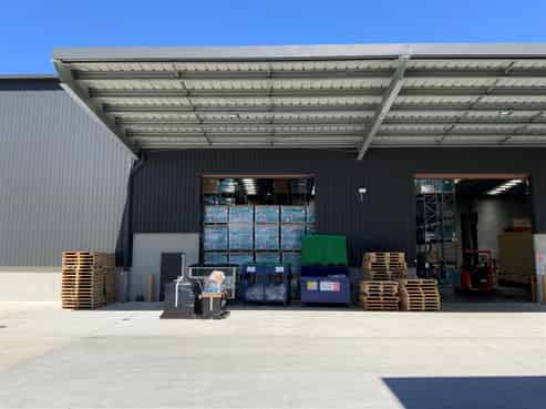 Modern Warehouse Unit - Ticks All Boxes