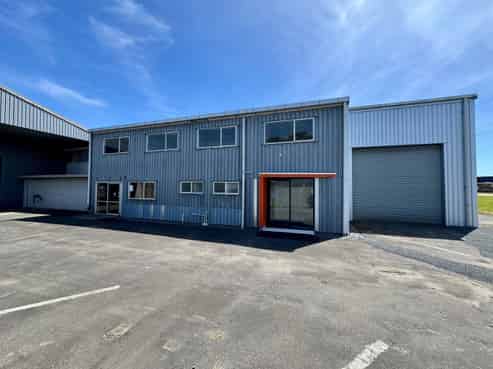 For sale or lease – Bell Block warehouse