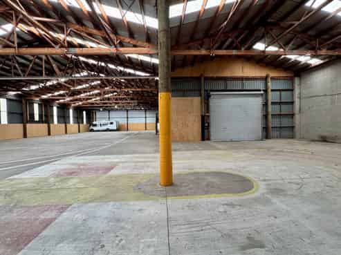 For sale or lease – Bell Block warehouse