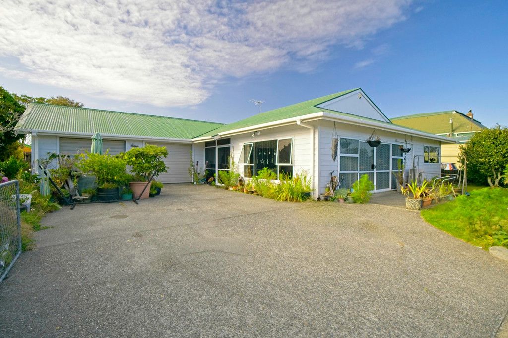 Property value 114 Jollie Street, Hokitika realestate.co.nz