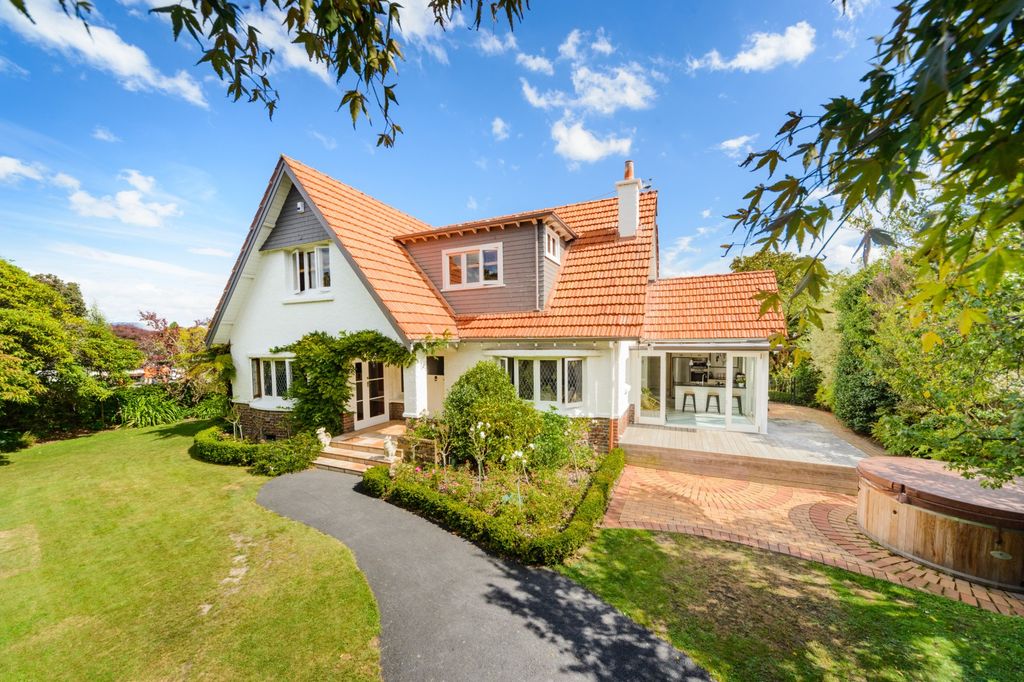 Property value 66 Victoria Avenue, Palmerston North Central