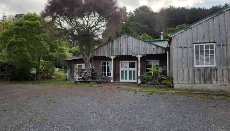 126 North Road, Clevedon