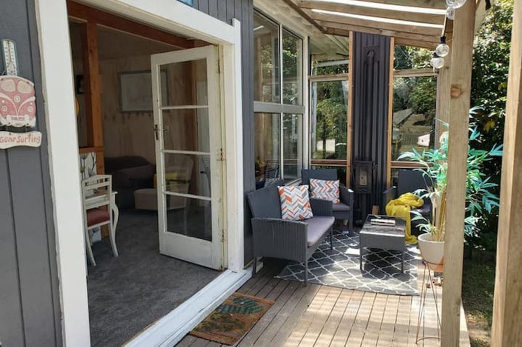 Property value 18 Violet Street, Riverton realestate.co.nz