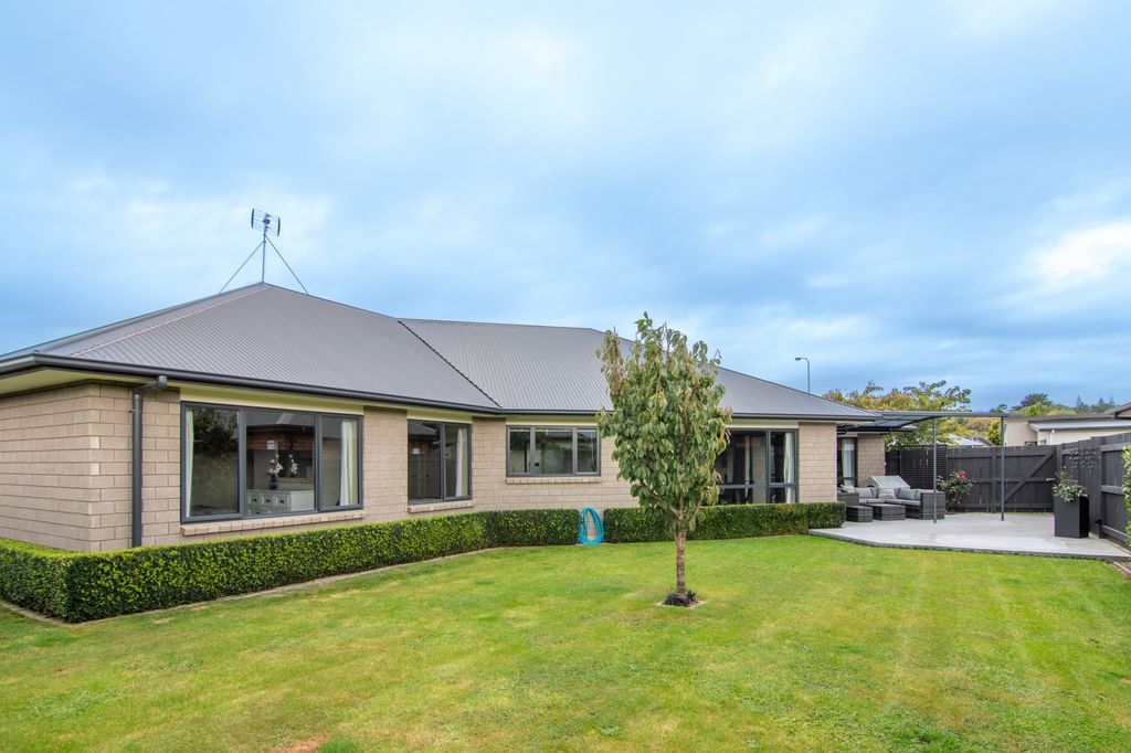 Property value 20 Millbrook Place, Ashhurst realestate.co.nz