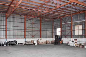 Port area industrial warehouse space