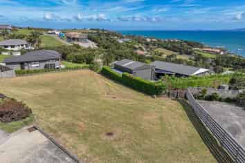 7 Sunset Heights, Coopers Beach