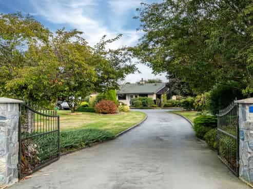 193 Kerrytown Road, Levels