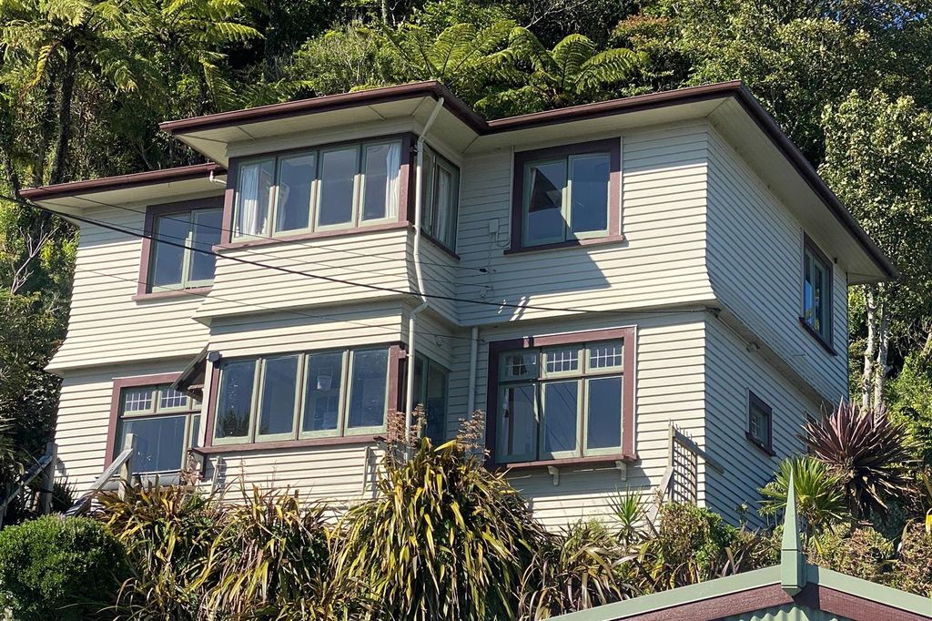 Property value 36 Chapel Street, Greymouth realestate.co.nz