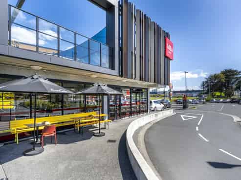 Tenanted investment - modern Ellerslie development
