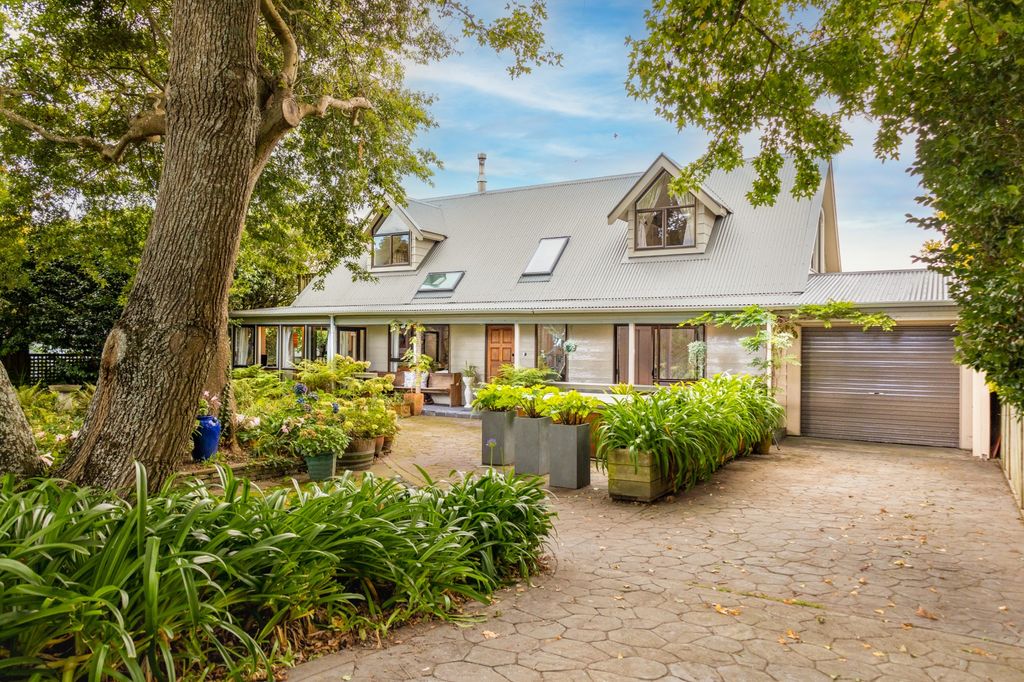 Property value 45 Margaret Road, Raumati Beach realestate.co.nz