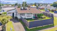 Open gallery